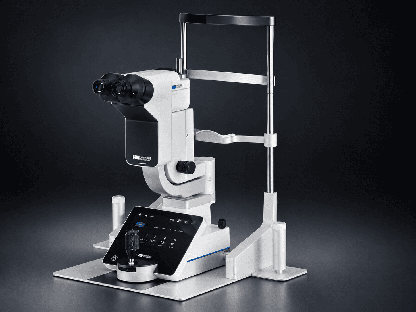 The Elara 900 slit lamp at X-Vision